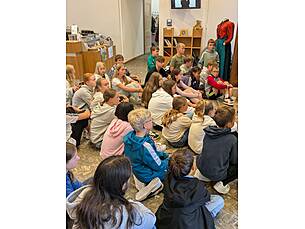 Vergrößert das Bild: "/realschule-wAssets/img/6_Wewelsburg_2026/PXL_20260708_080545935.MP.jpg"