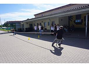 Vergrößert das Bild: "/realschule-wAssets/img/Abschied_ZehntklaesslerInnen_2026/DSC00566.JPG"