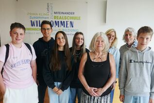 Geschichte hautnah - Die Realschule Lichtenau begrüßt Alison Archenhold