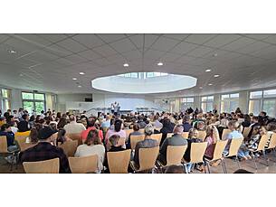 Vergrößert das Bild: "/realschule-wAssets/img/Einschulungsfeier-2026/20260902_090217.jpg"