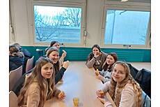 Vergrößert das Bild: "/realschule-wAssets/img/aktuelles/Mayet-2025/IMG-20250307-WA0007.jpg"
