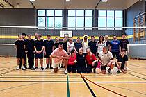 Vergrößert das Bild: "/realschule-wAssets/img/aktuelles/Sportaktionstag-2026/Gruppenbild_Sportaktion.jpg"